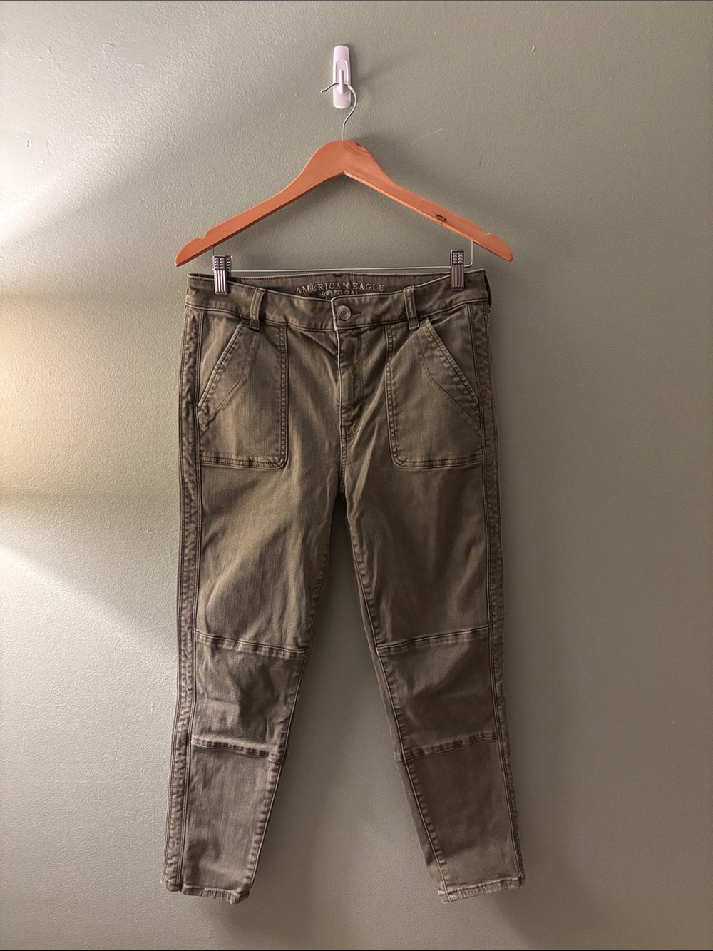 AE Women’s  Olive Utility Pants